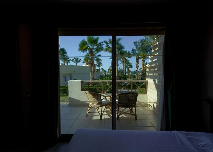 Resort Coral