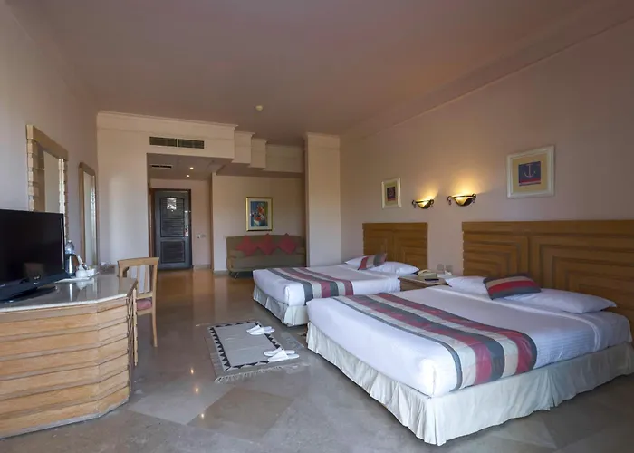 Resort Coral 4*