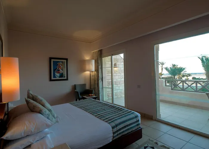 Resort Coral 4*